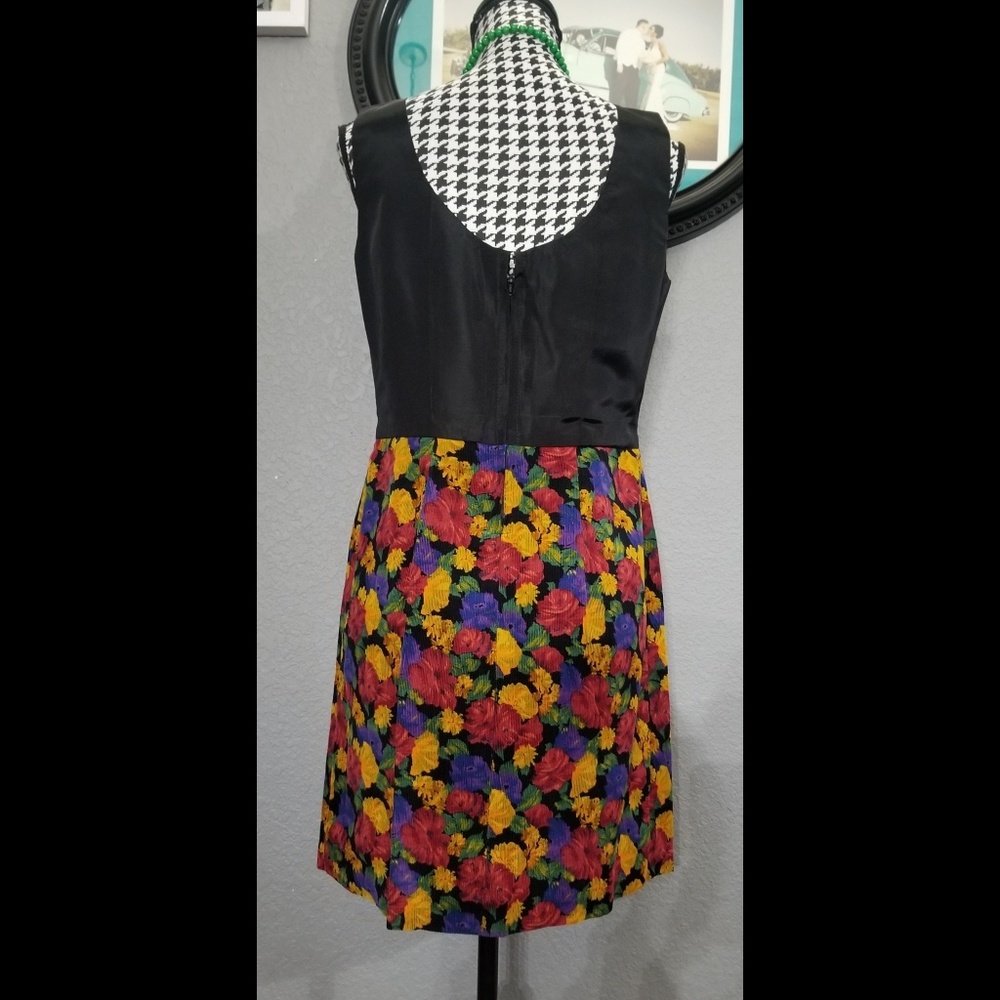 Gorgeous VTG Corduroy Dress - Picture 4 of 8